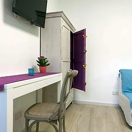 Piazza Marina 4*