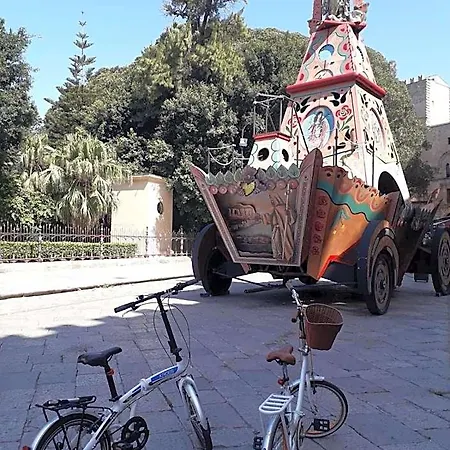 Oda ve Kahvaltı Piazza Marina