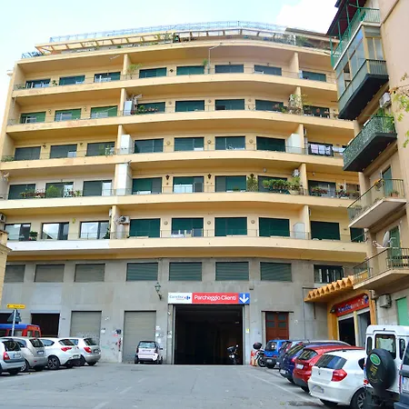 Piazza Marina Couette-café 3*