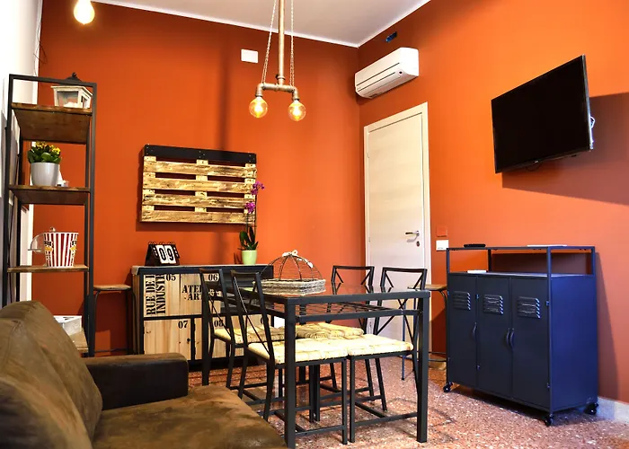 Piazza Marina 4*