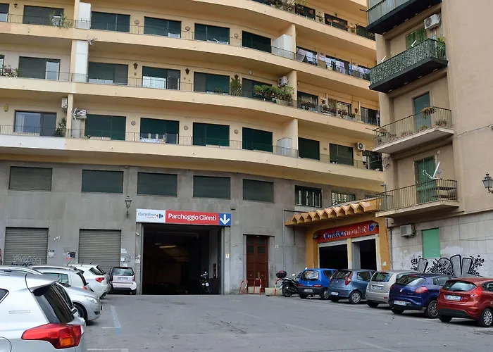 Piazza Marina