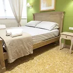 Piazza Marina Couette-café Palerme