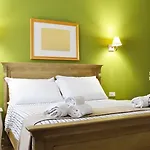 Piazza Marina Couette-café 4*