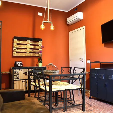 Piazza Marina 4*